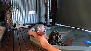 Ebony MILF Gets Her Ass Eaten and Pussy Fingered in a Hot Tub