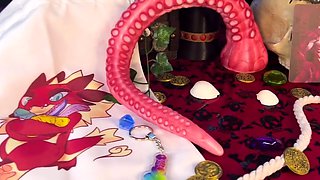 Unboxing and Riding the Giant Tentacle Cosplay Sex Toy