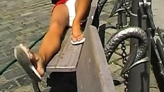 Amateur ass rammed outdoors