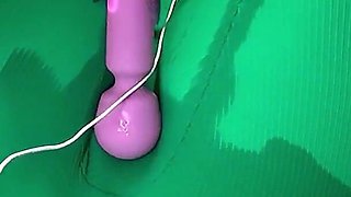 I Masturbate and My Vagianl Creams Comes Out by My Click