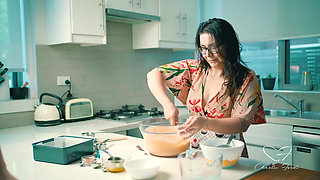 Bake Me a Cake Featuring Charlie Forde, Chasey Devil