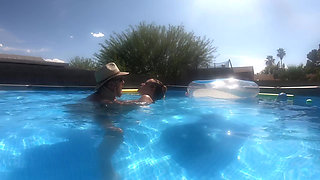 Pregnant Sex in the Pool Outside