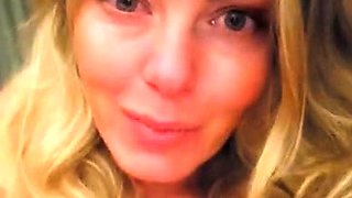 Webcam milf with breast milk live hardcore masturbate