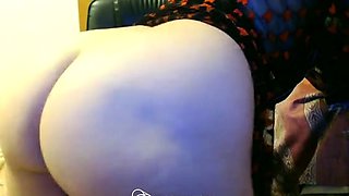 amateur sweetdesire12 flashing ass on live webcam
