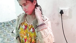 Teen age college girl ko paise dekar jabar dasti pela