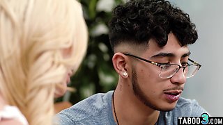 Mature mommies fantasies turn into reality