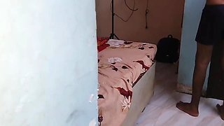 Stepbrother-in-law Fucked Stepsister-in-law While She Was Taking Bath