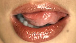 Natural Latina Penelope Woods fucks her friend's dad in order to get her taxes done