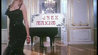 Hot Horny Vintage Slut Taking a Big Cock in the Ass