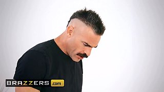 Robocock (Charles Dera) take down (zanna blues) snatch - brazzers