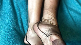 Mrs Mature Feet getting special cream on her FF Nylons