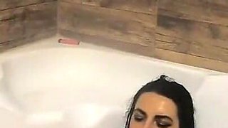 Beautiful Sugar Babe Tight Jeans Teasing and Kinky MILF Games with Mega Orgasm in Bathtub at Home While Smoking