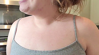 I Love Seducing My Neighbor