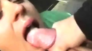 Older Man Gets Blown by Twink