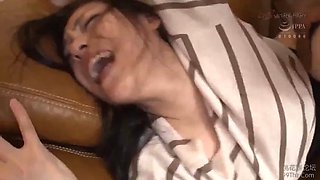 Japanese Milf Super Orgasm With BBC