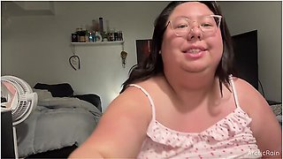 Late Night Sesh- Titties, Bong Hits, & Casual Talk