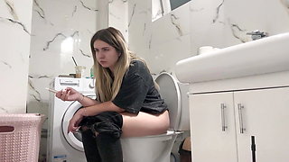 Big Ass Blonde Toilet After Lunch Meal