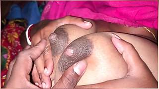 Mommy boobs milk fada fada kora dilam