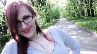 Amateur with Glasses Outdoor Blowjob Facial