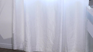 Sexy Teen with a Perfect Pussy Gets Filled with Big Cock