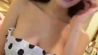 Like Moey Live