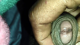 Desi boyfriend Harmunda gets ready to fuck pussy