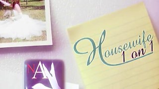 Hot wife Memphis Monroe brings Jessica Lynn home for you to fuck