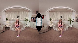 Em Yang Babysitter In Tan Glossy Legwear With Surprise Unexpected Treat For You - 8k Vr