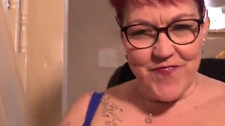 Seducing Your Busty Mature Boss Mrs. Layla Bird