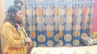 Malik Ny House Maid Ko Kitchen Sy Room Mai Bulaya Aur Nanga Kr K Big Boobs Chusny Lga Hindi Audio Indian Desi Sex