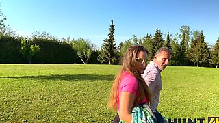 Czech couple enjoys outdoor sex with a thrilling finish