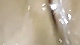 Viral Video of Beautiful Girl Bathroom