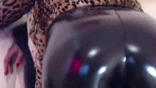 Fur Cam Show