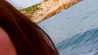 Double penetration on the beach!