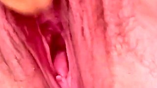 Creamy Pussy Squirt