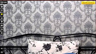 Amateur super hot brunette masturbating 3 mp4