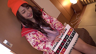 【the Goddess of Cute Sluts Descends Upon Niigata's Ski Slopes】