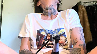 Creamy Orgasm on a Big Dildo