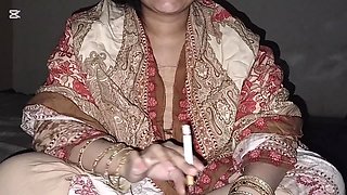 Pakistani Hira Butt Comes Home to Get Fucked