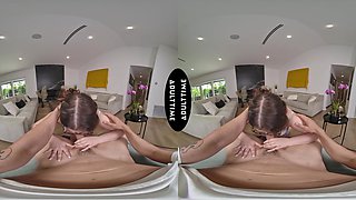 Up Close Vr With Leana Lovings