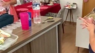 Kiffa Is a Hot Cooking Teacher