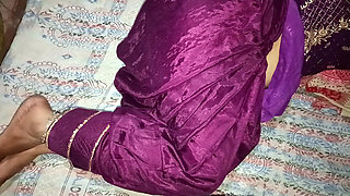 Muslim Aunty in Hijab Fucks