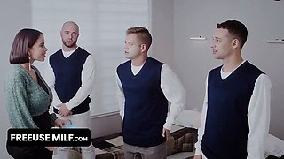 Freeuse cougar - busty stepmom rides her 3 fresh stepsons under the christmas tree