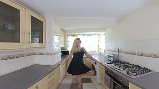 Scarlett Love - Cheating in the Kitchen