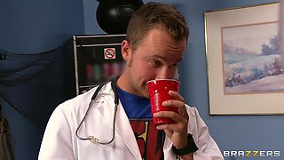 Super-Doc Super Fuck With Van Wylde, Rose Monroe - Brazzers