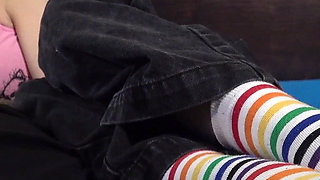 Sammy's Sweaty Feet Blowjob in Headphones - dreamgirls in Socks