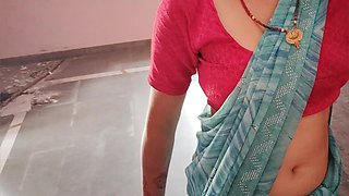 On Diwali, the Owner Gave the Maid a Gift of Sex