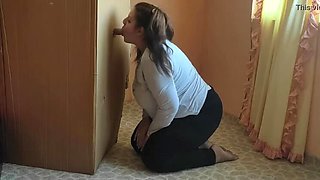 Hot Wife Cheats on Husband with Stranger - Amateur Blowjob and Cum on Face