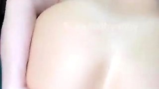 Big ass fetish ho toys her aching big ass hard