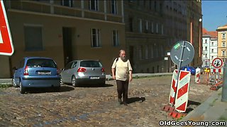 Sweet young woman gives bj to senior pal who pounds her young cunt with her boyfriend seeing